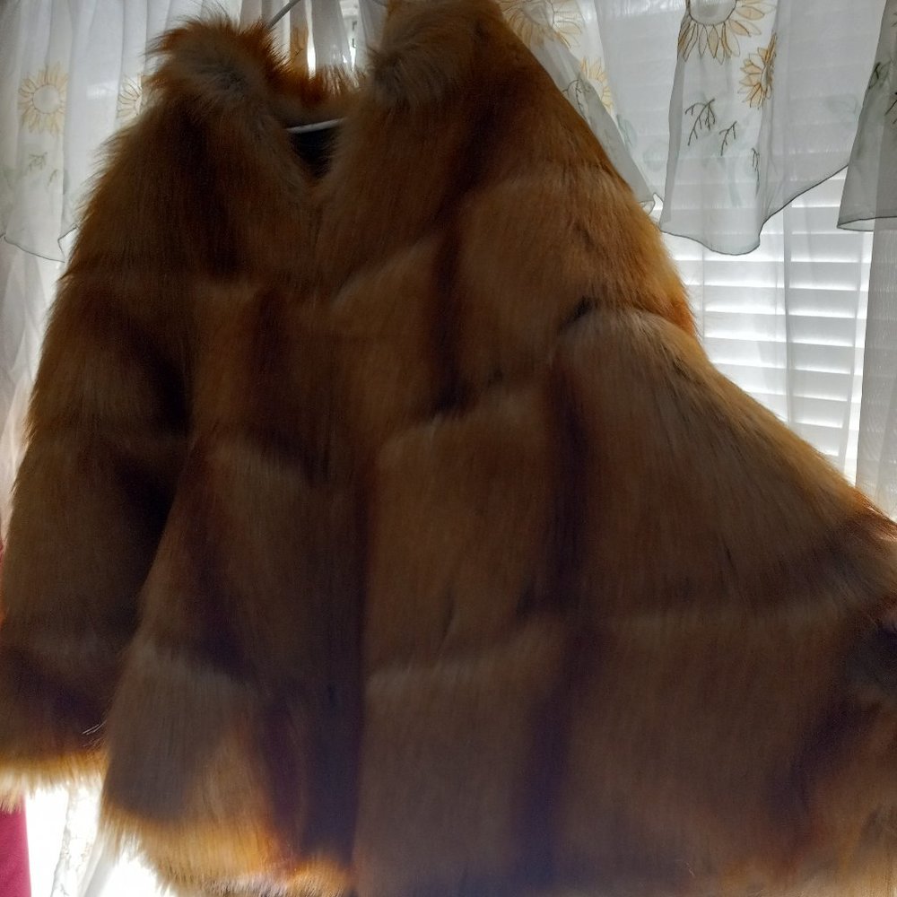 Fhillinuo Faux Red Fox Fur Poncho One size fits all